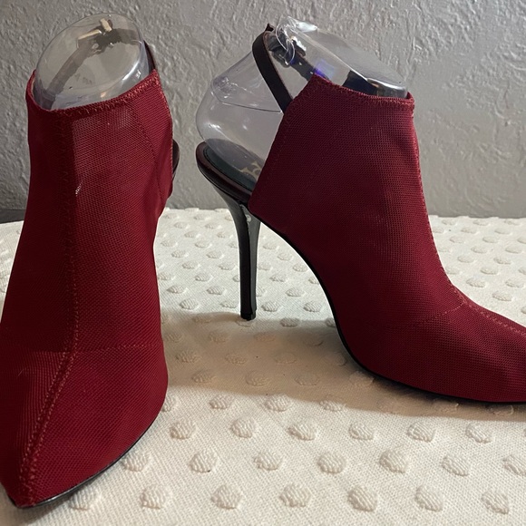 RARE!Vince Camuto Burgundy fabric slingback mule.SAMPLE Not on the retail market - Picture 12 of 16